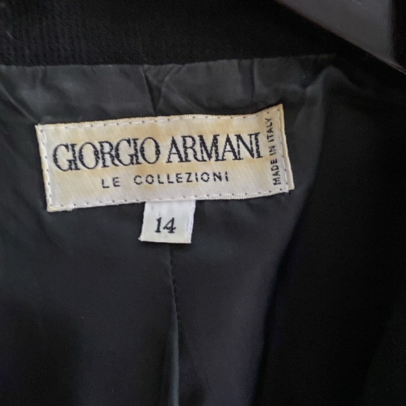 Giorgio Armani 3 piece suit. Jacket, sleeveless top, pants, size 14. - Picture 2 of 15